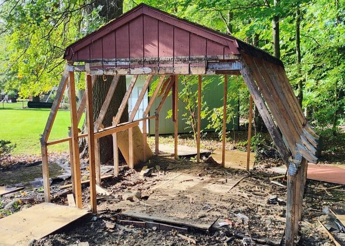 Junk Removal Services in Cleveland, OH Junk Removal Services in Cleveland, OH